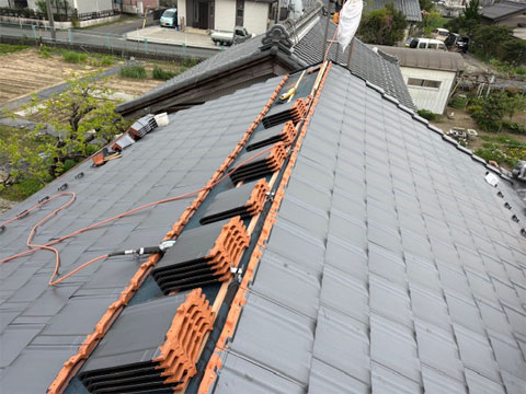 岐阜市での屋根葺き替え工事